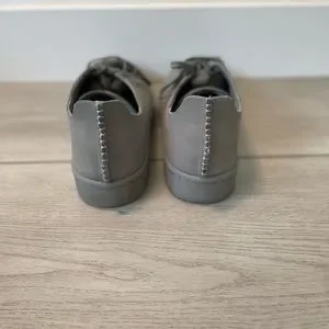 Adidas Wings and Horns Shoes. Rare Limited Edition Lighty Used. Size 10 Size 10 - Adidas Js Wings 2.0 Jeremy Scott for sale online  main image 2